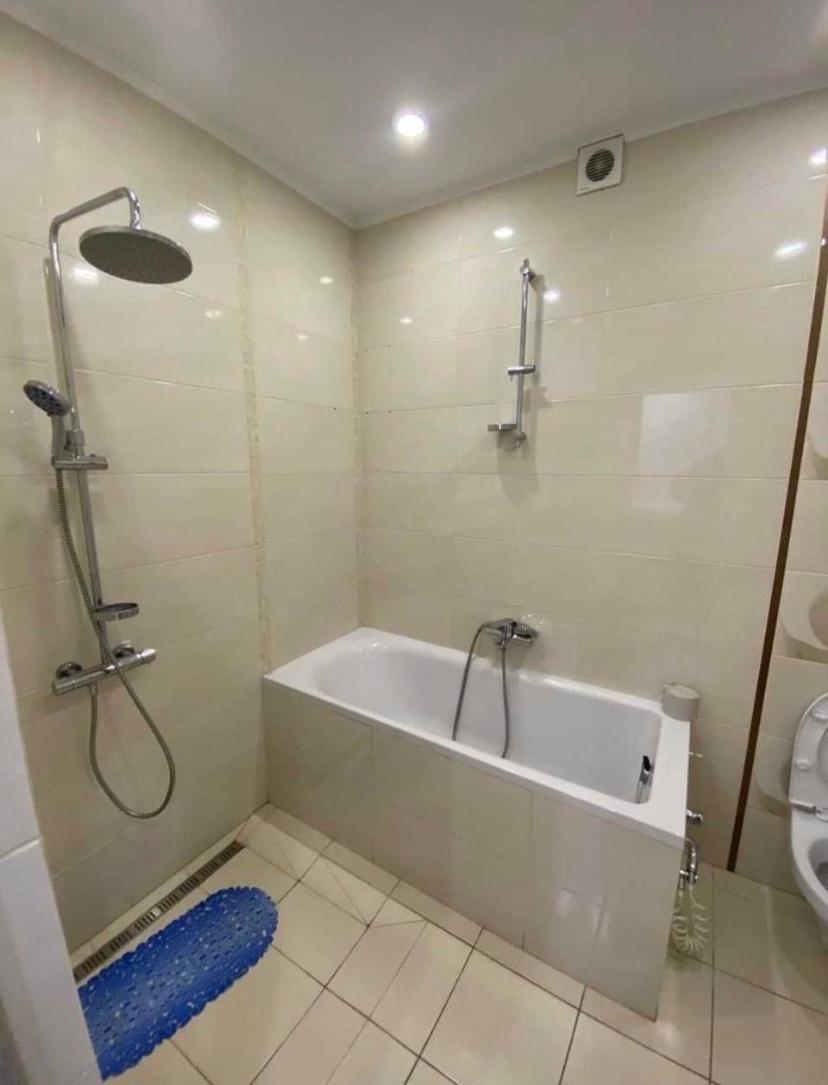New Central 2Room Apartment 利沃夫 外观 照片